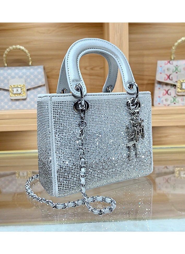 Generic - Minimalist And Fashionable Dinner Bag - Image 1