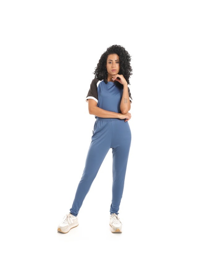 Caesar Women's two-piece sports set, half-sleeved T-shirt and pants  - Image 1