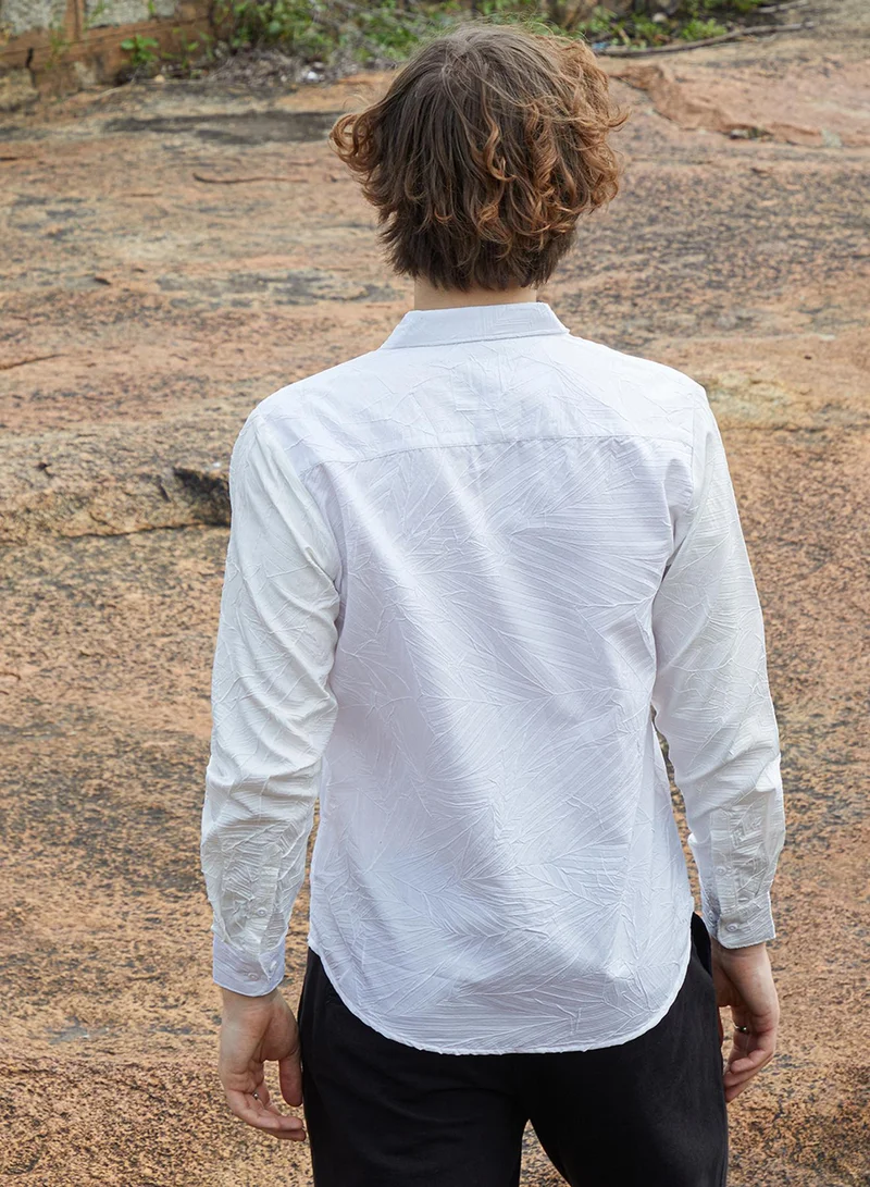 Campus Sutra Men's Daisy White Foliage-Tactile Shirt
