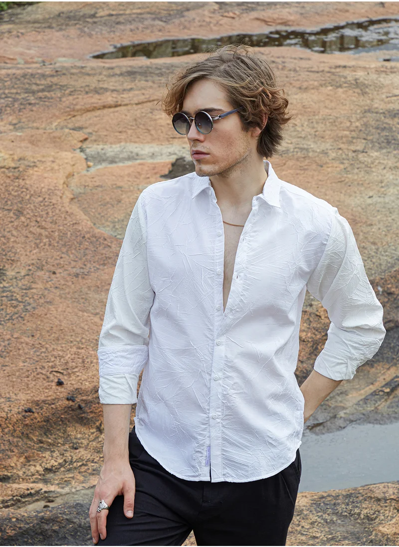 Campus Sutra Men's Daisy White Foliage-Tactile Shirt
