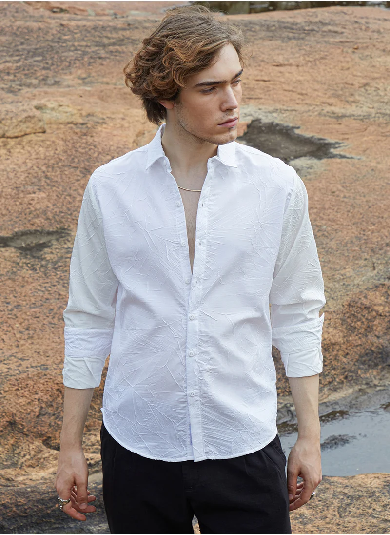 Campus Sutra Men's Daisy White Foliage-Tactile Shirt