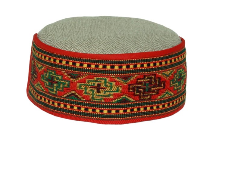 Vastraa Fusion Store قبعة فاسترا فوشن الصوفية كولو/هيماتشالي (عبوة من 1) - Image 1