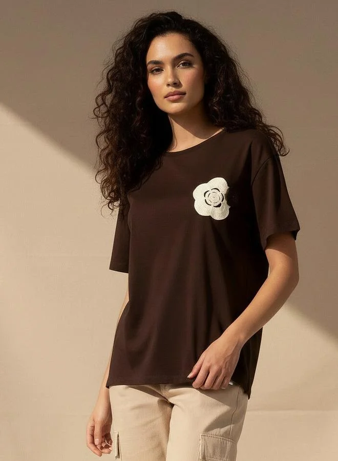 تواكستريمز 2Xtremz T shirt with Crochet Applique Detail