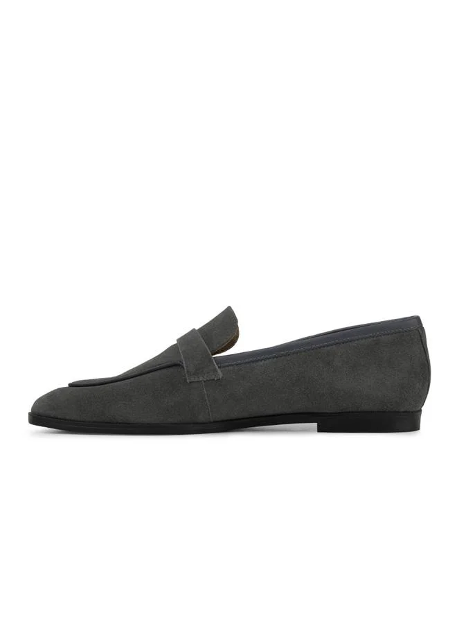 لانجوتش Women's Saylor Loafer