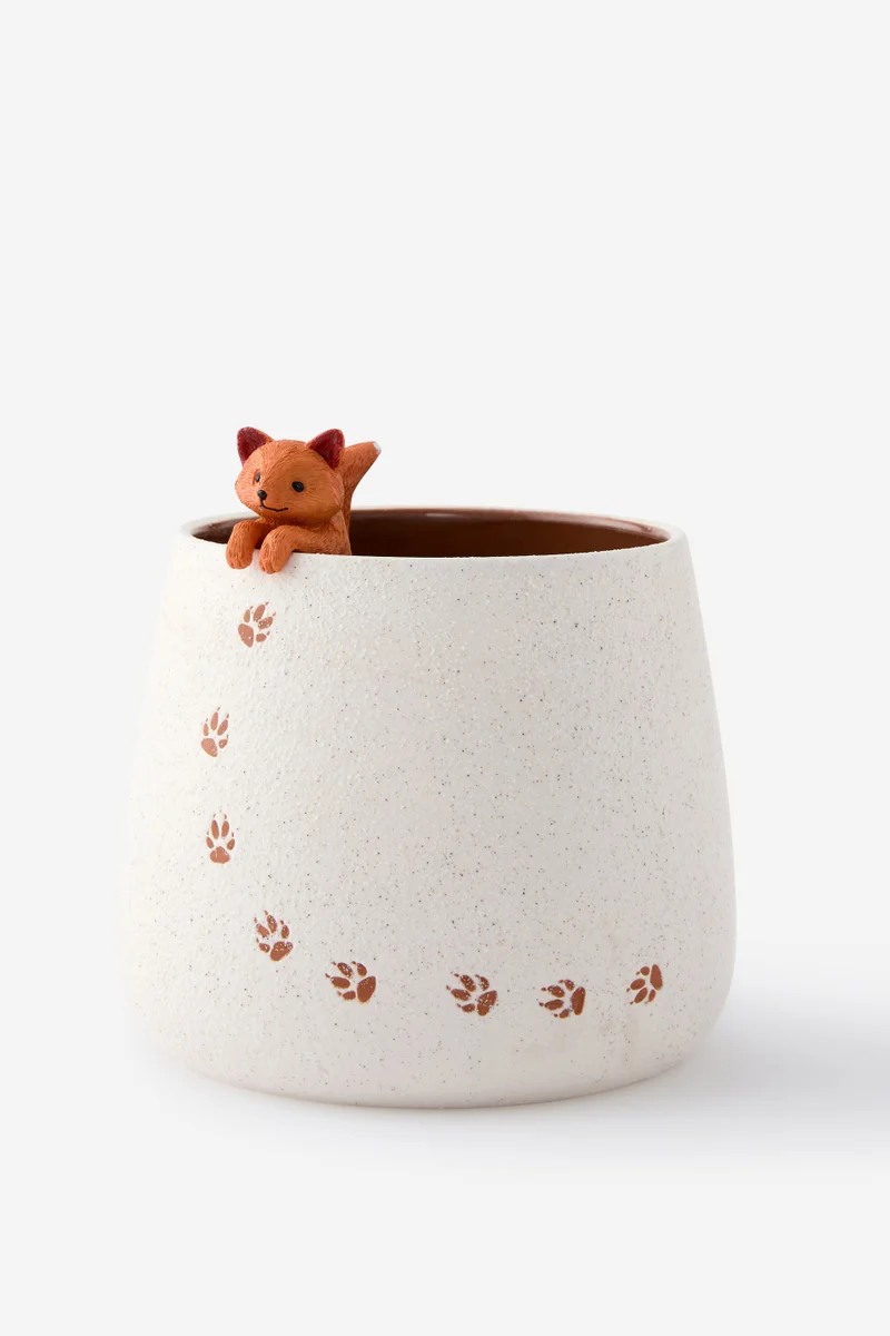 Typo Hanging Around Planter