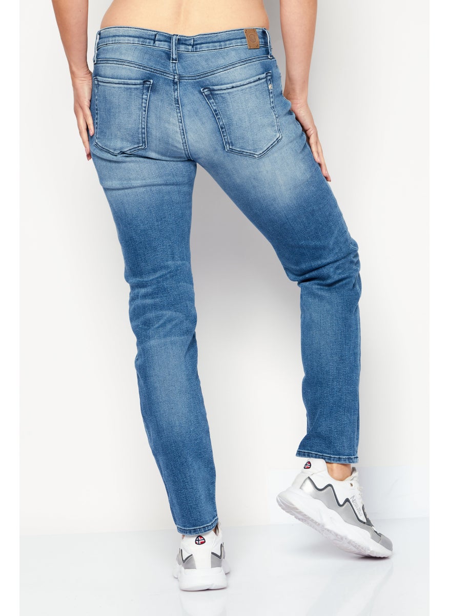 Women Slim Fit Stretchable Washed Denim Jeans, Blue - pzsku/ZF1000B0D3D17D43FDA5DZ/45/_/1724350955/26e5beb2-6a7d-460f-8f17-f37ba36a0492