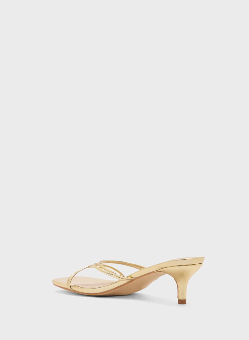 جينجر Strappy Backstrap Heel Sandal