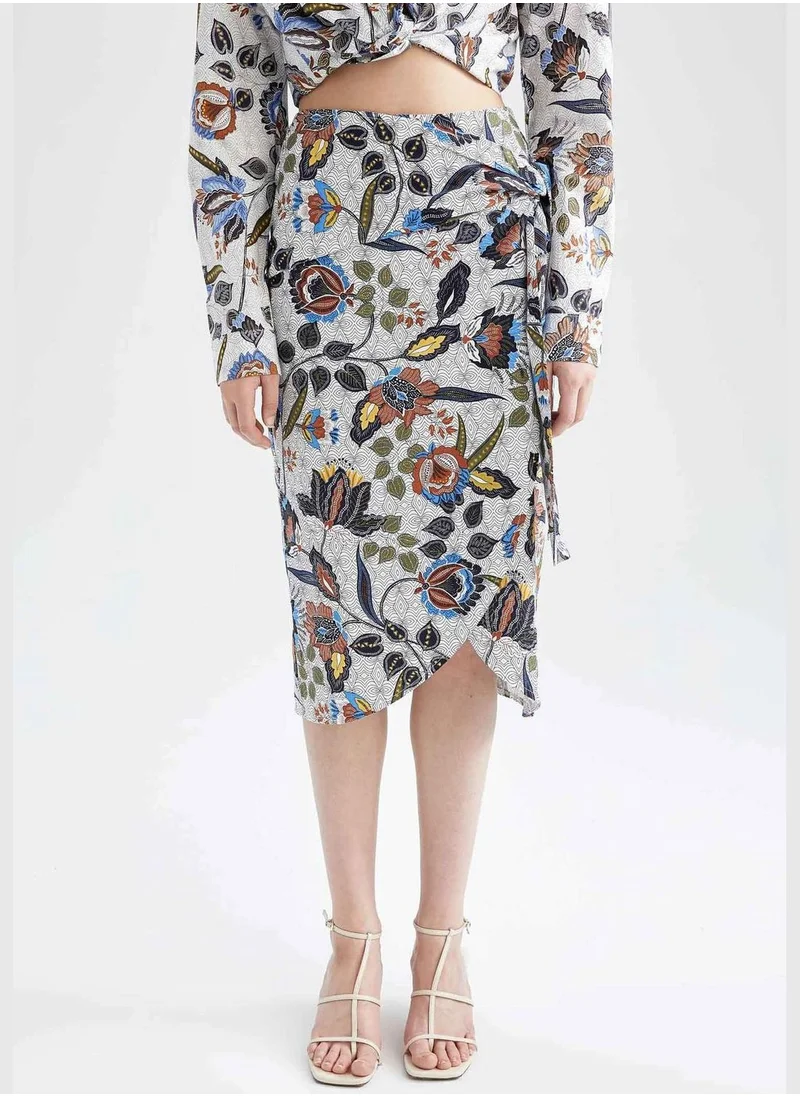 ديفاكتو A Cut Floral Print Midi Skirt