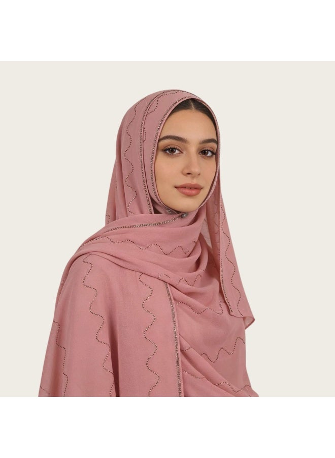 حجاب شيفون لؤلؤي بمزخرف خرز موجي | حجاب أنيق للنساء الشرق أوسطيات