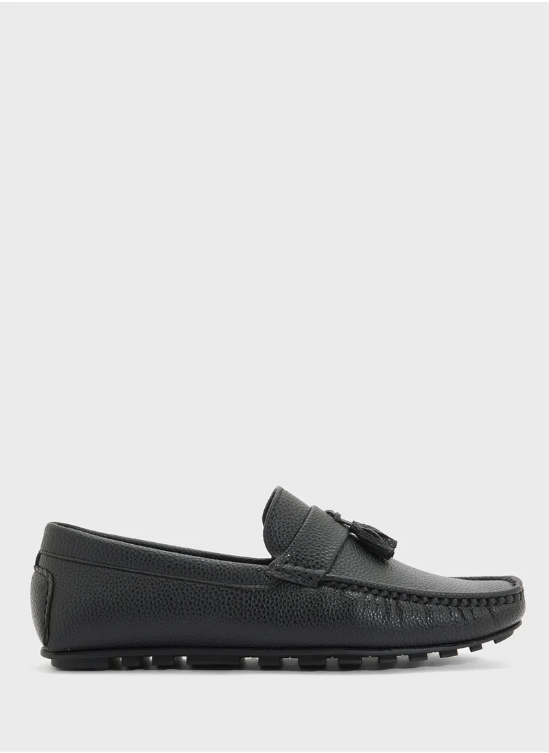 روبرت وود Tassel Detal Loafers