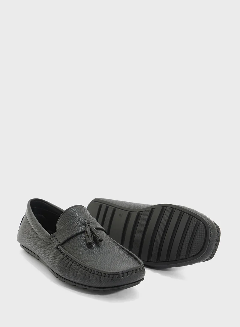 Robert Wood Tassel Detal Loafers