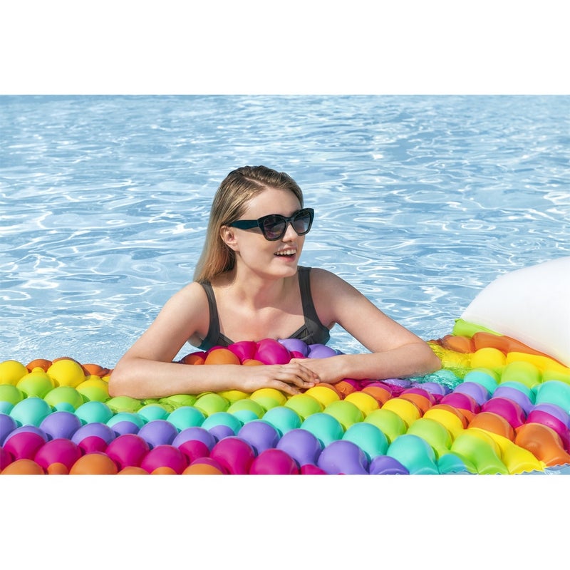 بست واي سجادة قوس قزح عائمة قابلة للنفخ 216x80 سم - 44107 - Image 4