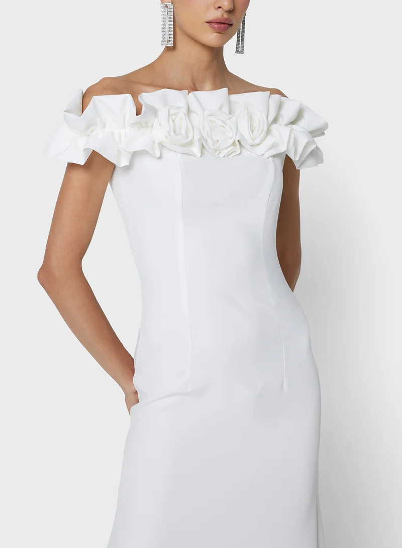 Namshi x Off Shoulder Ruffled Dress