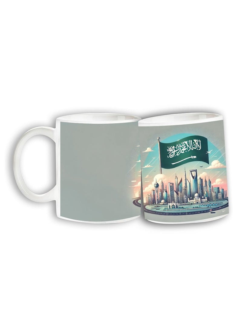 حكاية شمعة اليوم الوطني ، مج من السيراميك بطبعة تصميم لليوم الوطني السعودي بلون أبيض - Image 2