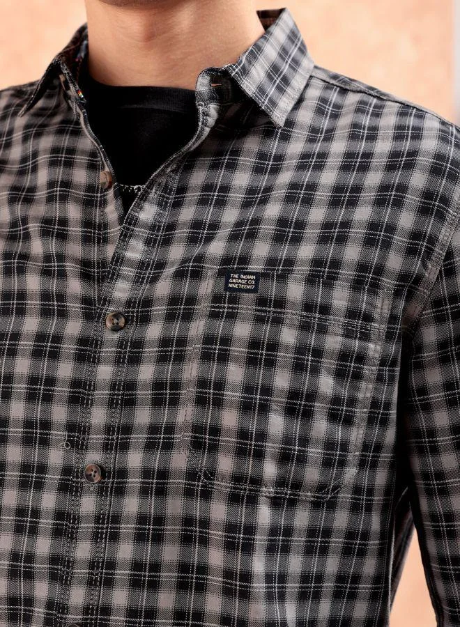 The Indian Garage Co Men Slim Fit Checkered Full Sleeves Spread Collar Casual Shirt