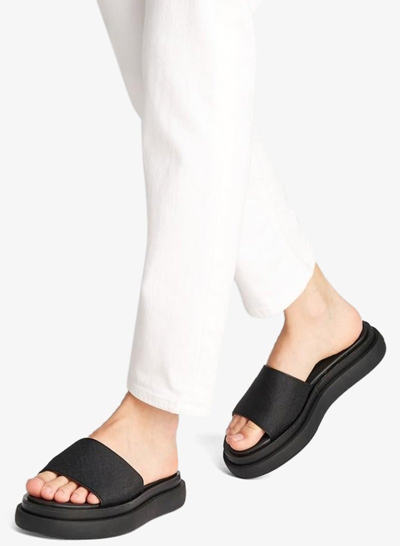 كالفن كلاين شبشب فليب فلوب بحزام واحد كاجوال - Image 2