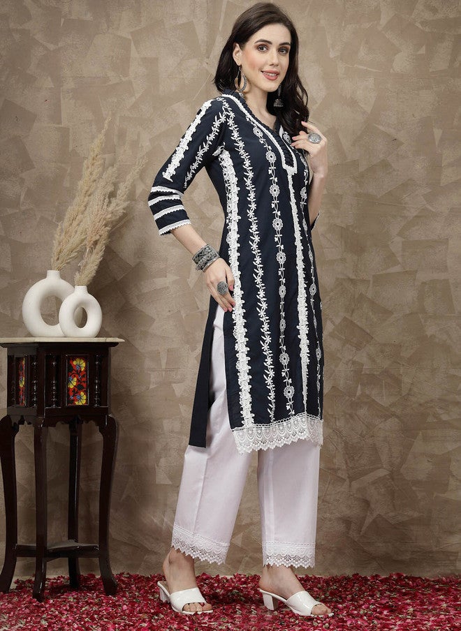 PlusS Navy Blue Floral Printed Cotton Kurta for Women - Image 3