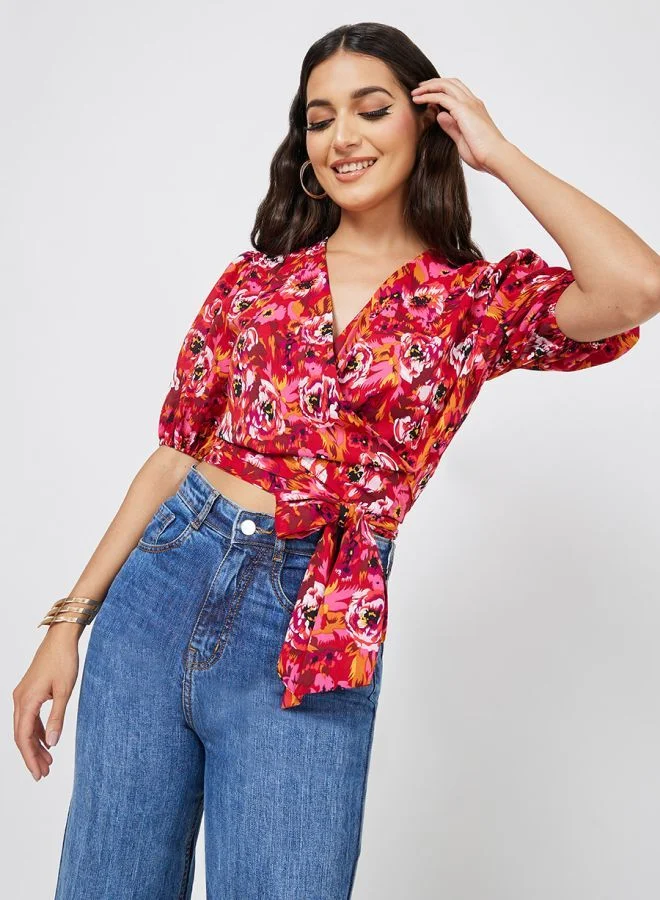Styli Abstract Print Regular Fit Wrap Crop Top