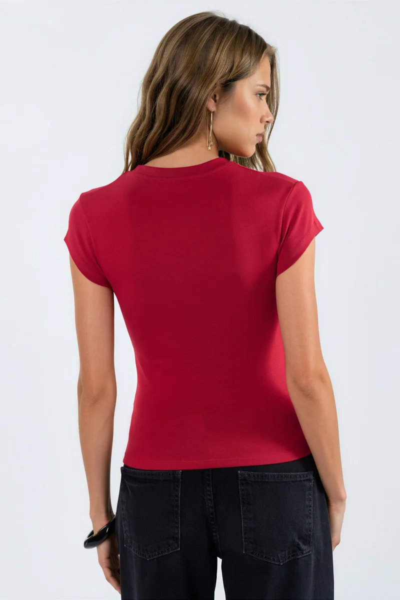 بوسيم BUSEM Embroidered Heart Print Crew Neck T-Shirt