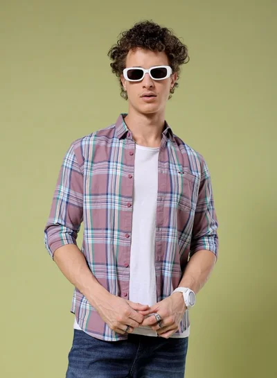شركة المرآب الهندية Men Slim Fit Checkered Full Sleeves Cutaway Collar Casual Shirt