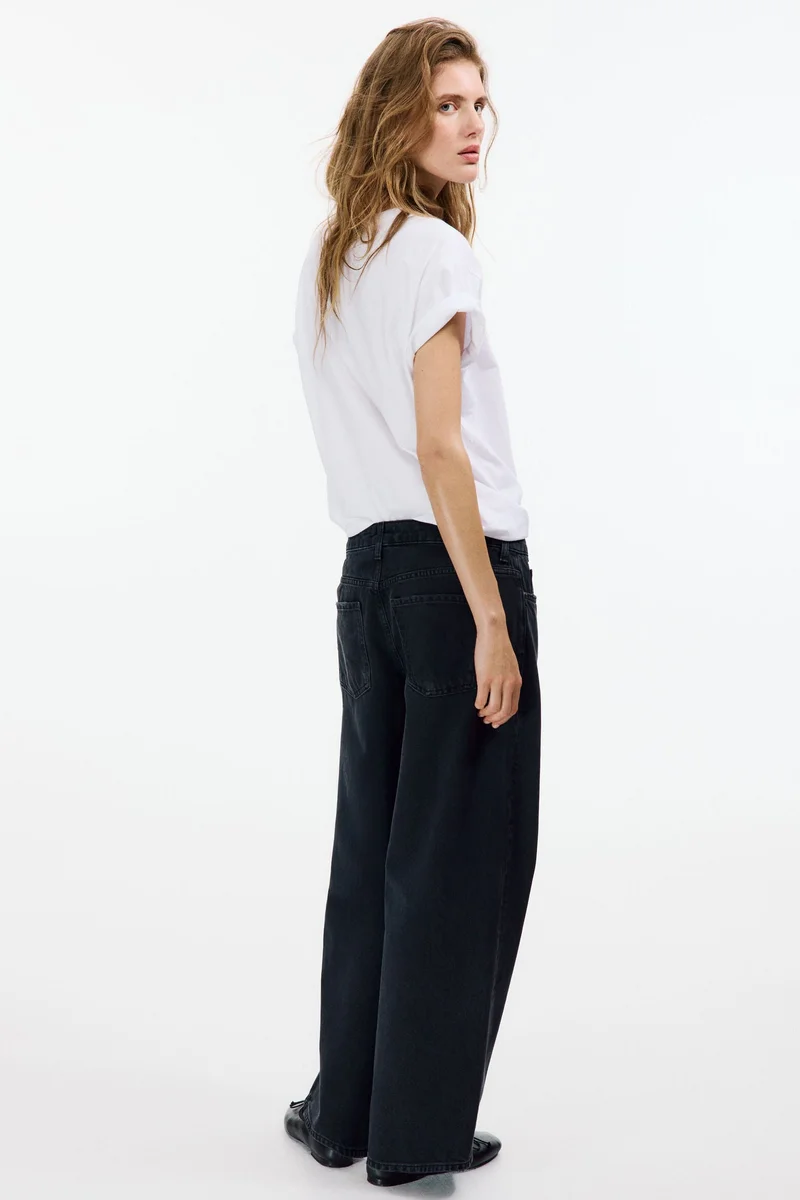 اتش اند ام جينز بقصة فضفاضة بخصر منخفض