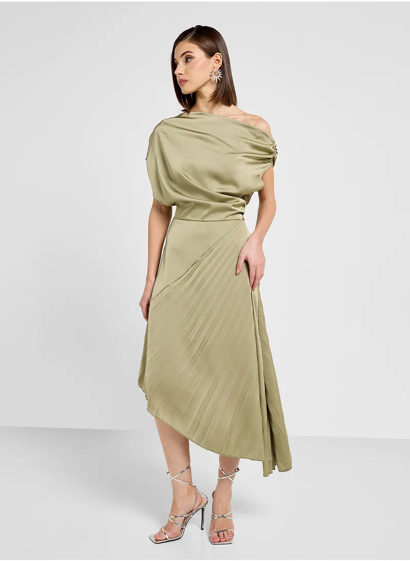 ايلا Pleated Asymmetrical Dress
