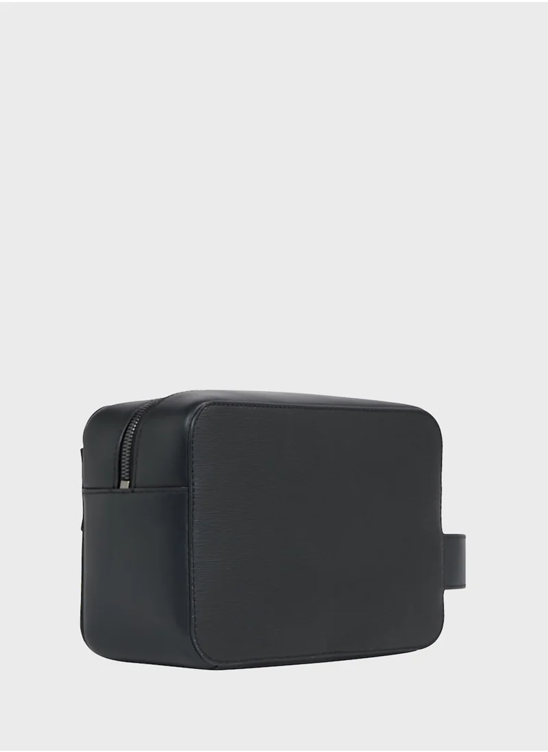 تومي هيلفيغر Narrow Strap Messenger Bag