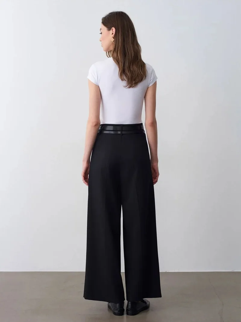 ديلفين Dilvin High-Waist Wide-Leg Pleated Trousers