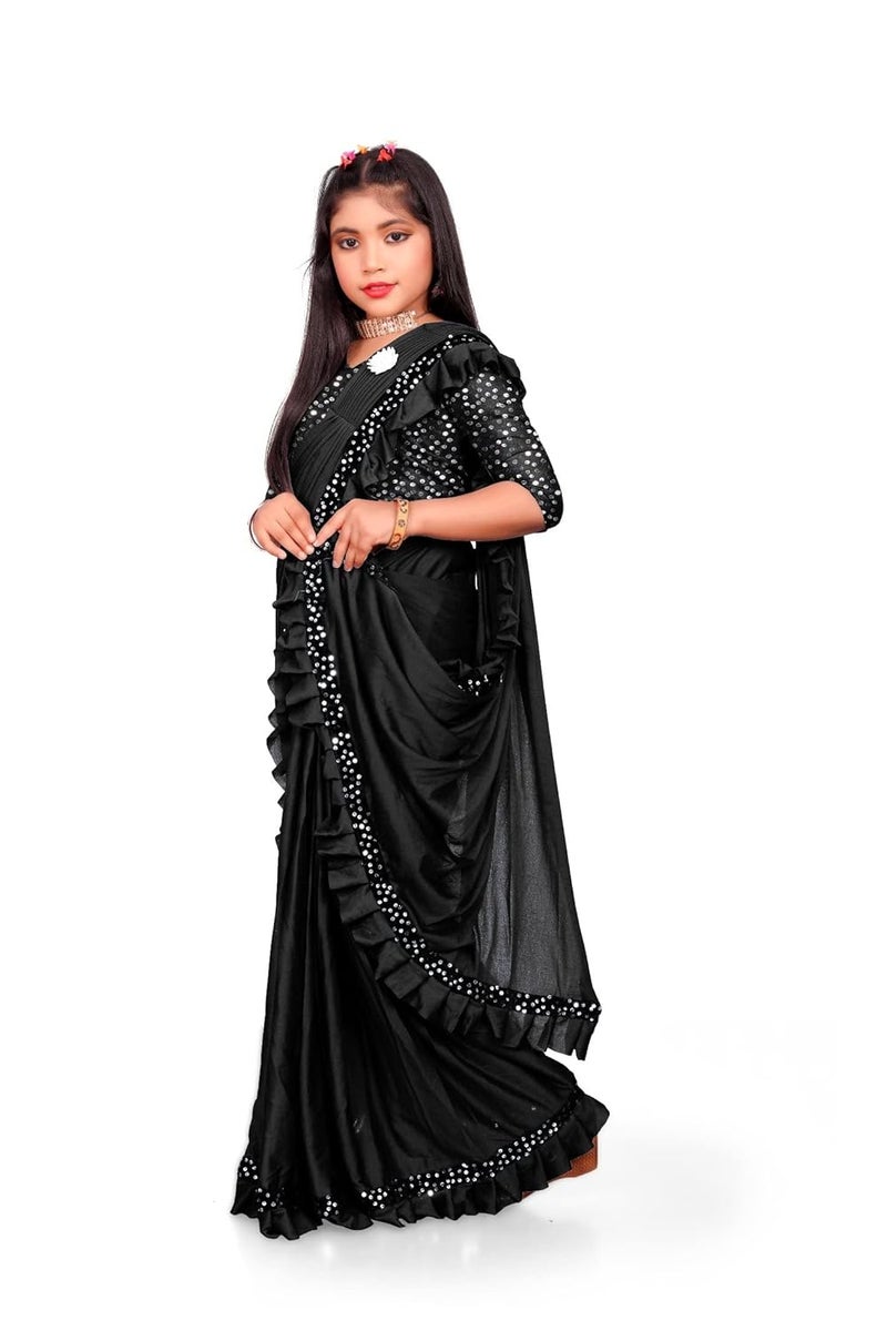 VARNI CREATION ساري جاهز للارتداء للفتيات الصغيرات من مزيج ليكرا مع قطعة بلوزة متسلسلة (5-6 إلى 7-8 سنوات) (أسود) - Image 4