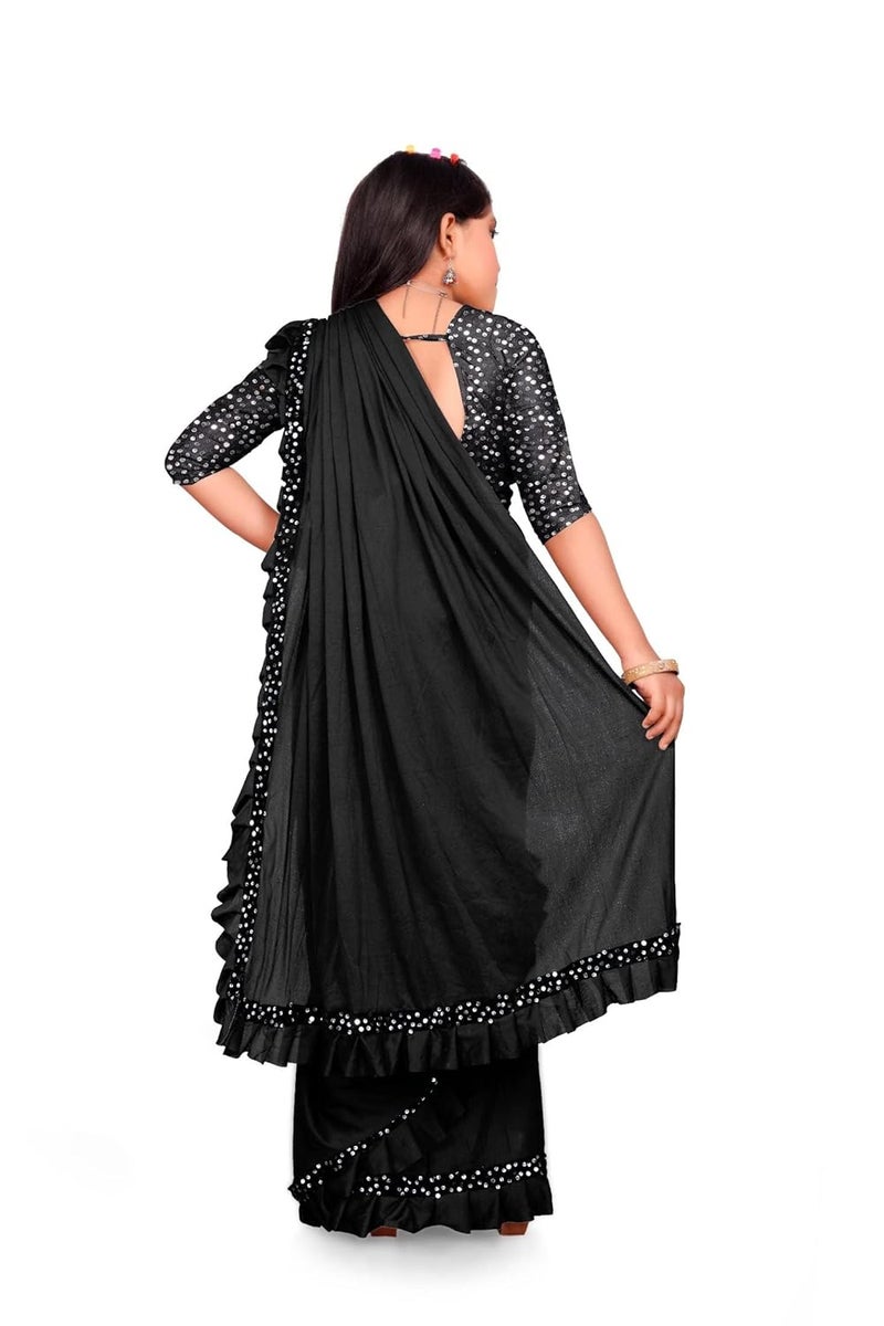 VARNI CREATION ساري جاهز للارتداء للفتيات الصغيرات من مزيج ليكرا مع قطعة بلوزة متسلسلة (5-6 إلى 7-8 سنوات) (أسود) - Image 2