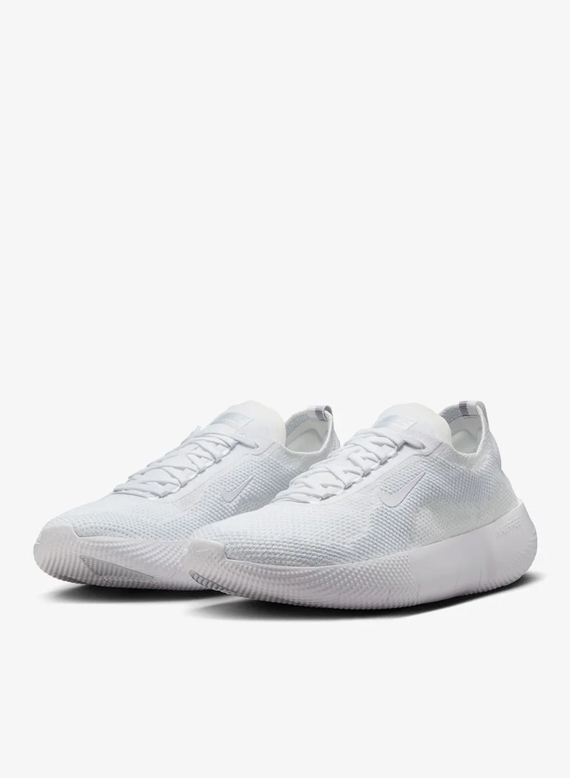 نايكي فري 2025