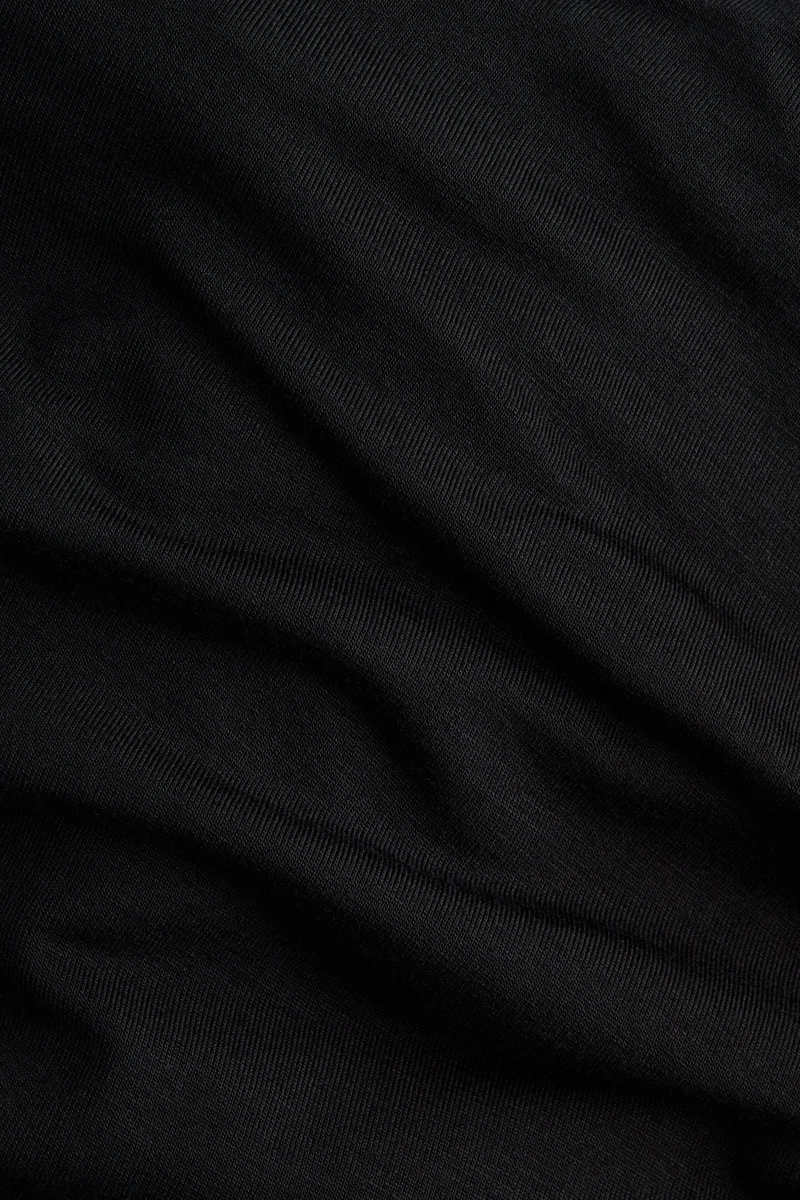 اتش اند ام بلوزة بوشاح منسدل