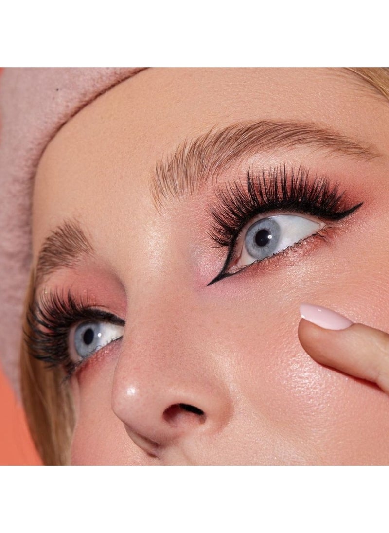 LA Colors L.A. Colors Liquid Eyeliner Matte, Chrome and Holographic Matte Black 5ml  - Image 2