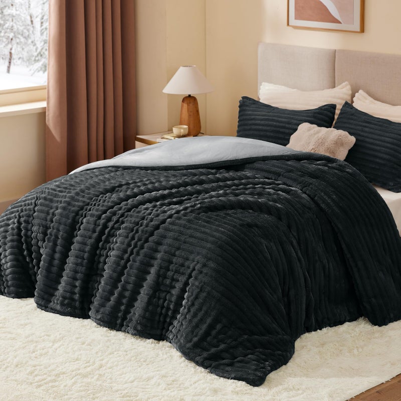 BEDELITE Fleece California King Comforter Set -Super Soft & Warm Fluffy Black Bedding, Luxury Fuzzy Heavy Bed Set for Winter with 2 Pillow Cases - Image 2