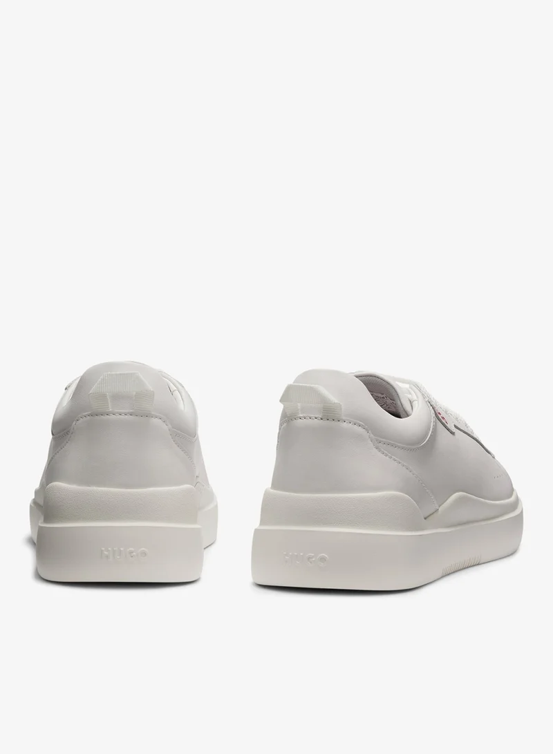 هوجو حذاء سنيكرز بكعب مسطح من الجلد الناعم