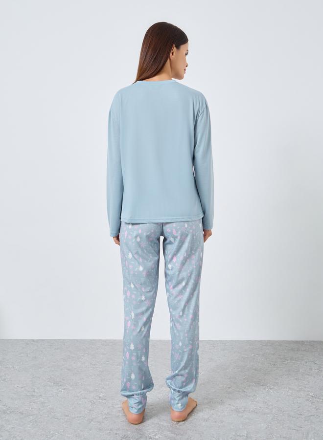 Styli Slogan Long Sleeve T-Shirt and Winter Print Cuffed Pyjama Set - Image 5