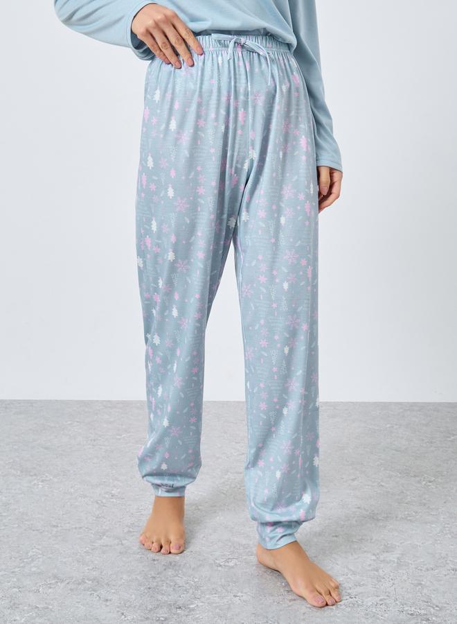 Styli Slogan Long Sleeve T-Shirt and Winter Print Cuffed Pyjama Set - Image 4