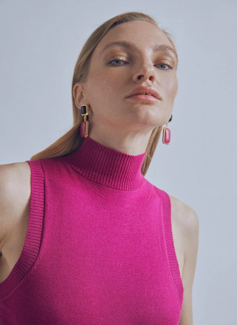 Lola Casademunt Perkins collar top