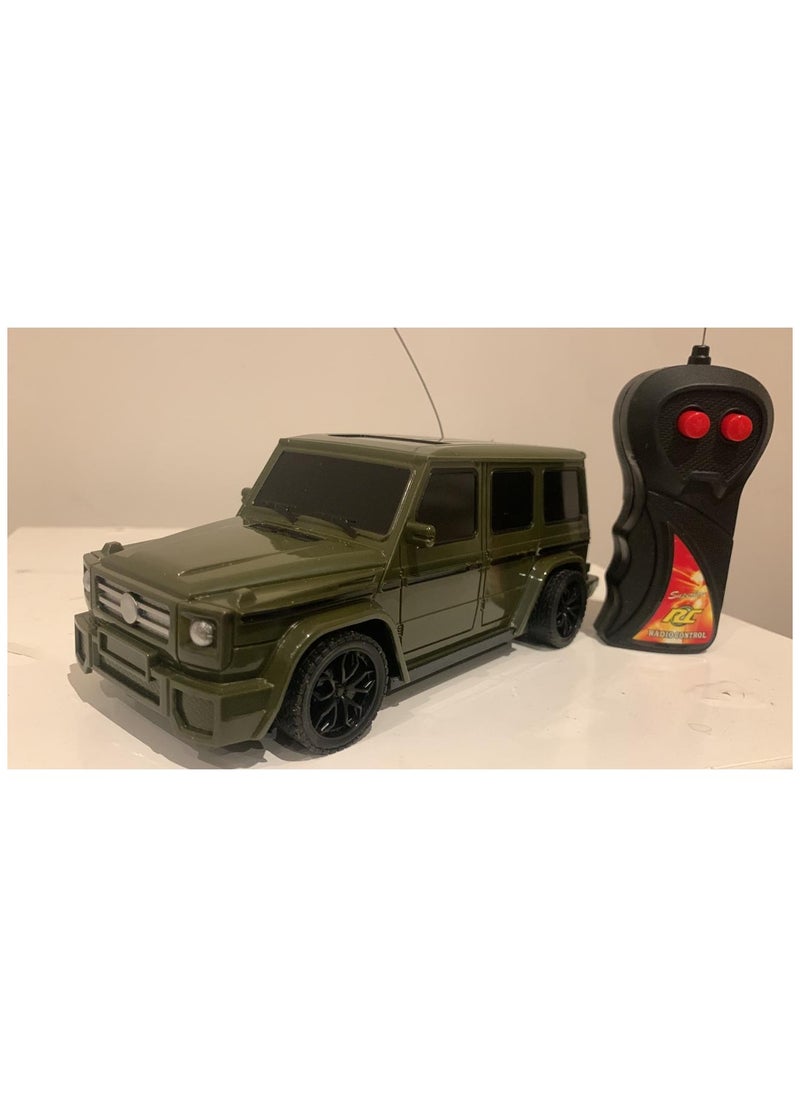 Racing Car - New green jeep with remote control. - Image 1