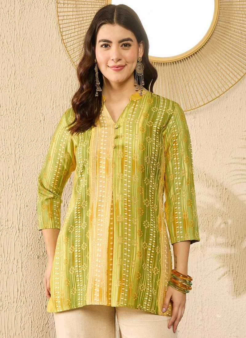 زيري سوق Green Rayon Blend Floral Printed Tunic Top Only