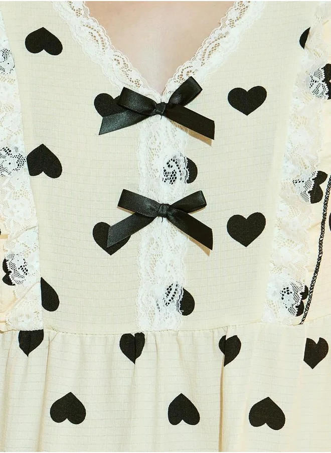 ستايلي Bow Front Heart Print Ruffle Hem Nightdress