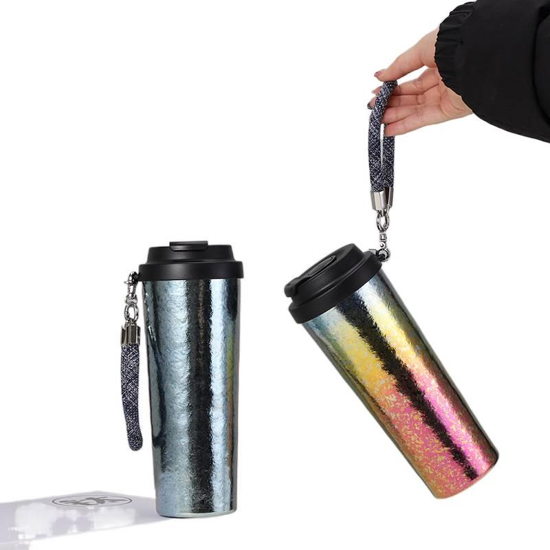 كوب قهوة للسفر بمقبض سهل الحمل وغطاء بشفاط، أسود، 700 ml، مناسب للتنقل باللون الأسود مع غطاء بقشة مع مقبض عملي للاستخدام المتكرر خفيف الحمل للمكتب - Image 4