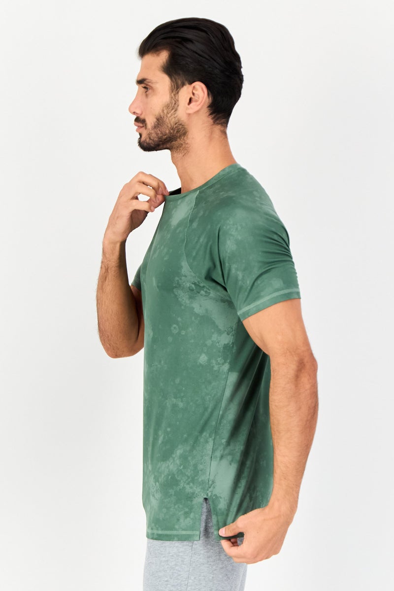 PUMA تي شيرت رياضي للرجال بأكمام قصيرة مناسب للخارج، متعدد الألوان - Image 3