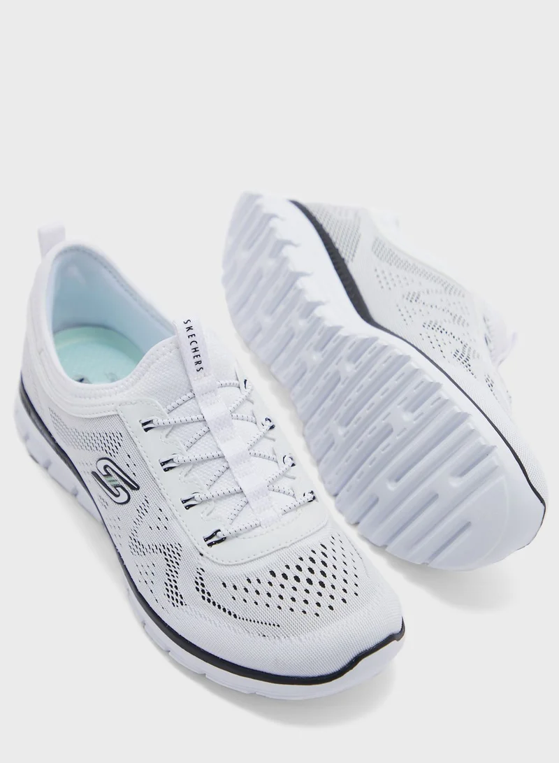 SKECHERS Luminate