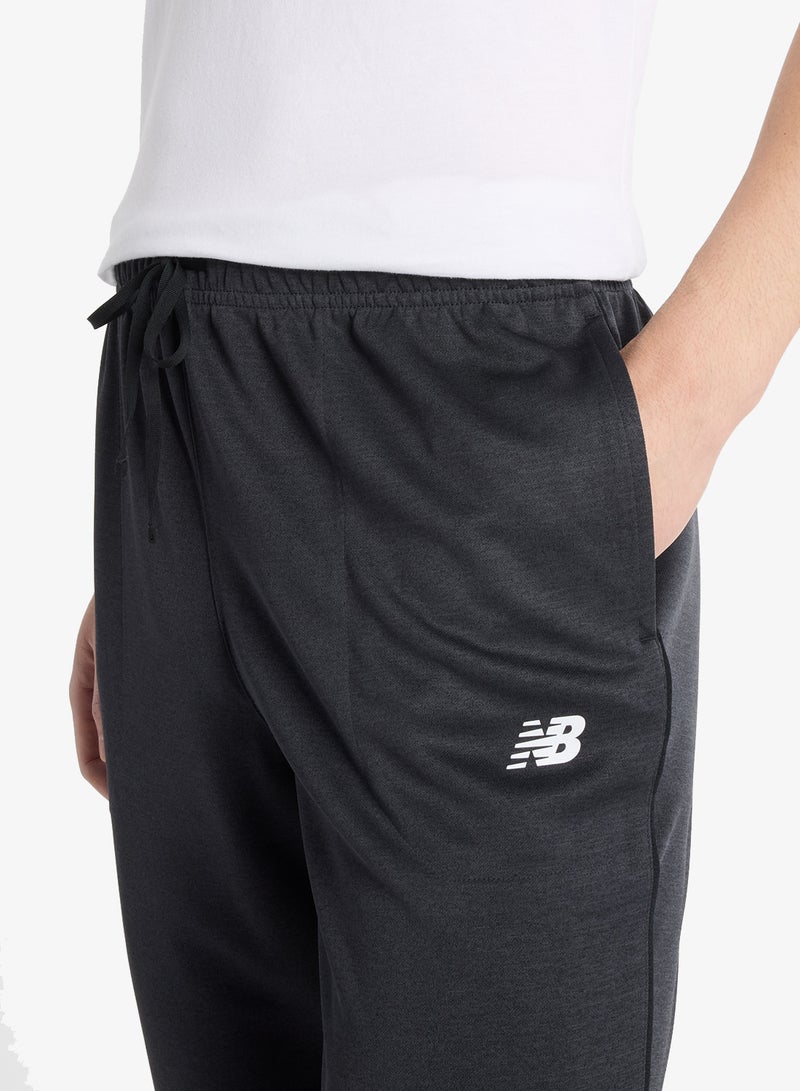 New Balance Essential Logo Sweatpants - Image 3