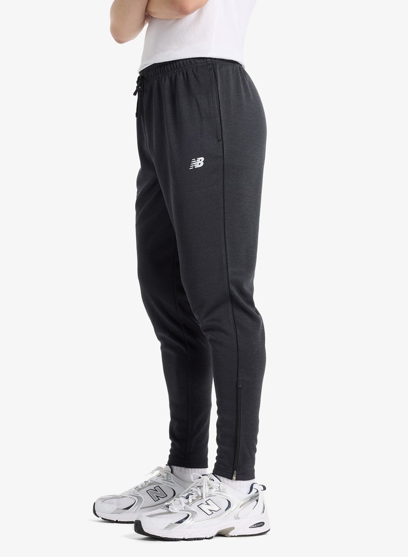New Balance Essential Logo Sweatpants - Image 5