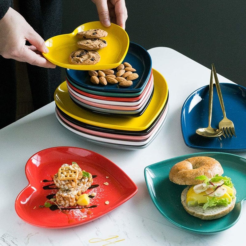 FUYU 2pcs Colorful Heart Shaped Ceramic Dinner Plate for Salad Dessert and Steak - Image 3