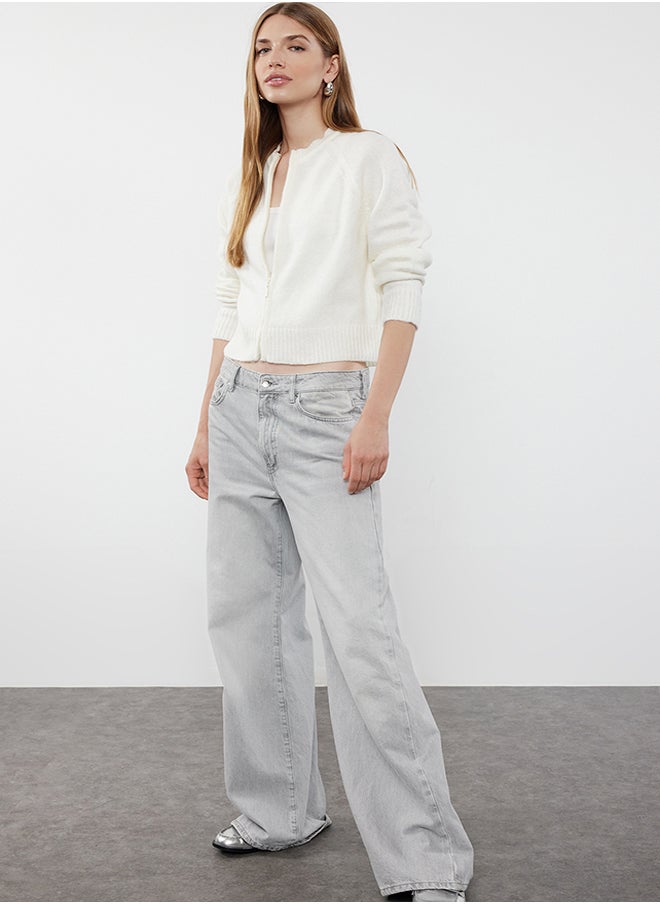 trendyol - Ecru Soft Textured Basic Knitwear Cardigan TWOAW25HI00017 - Image 1