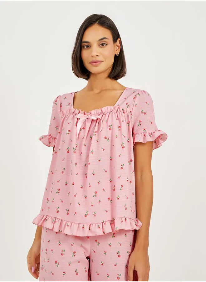 ستايلي Floral Textured Ruffle Sleeve Hem Broderie Trim Top and Pyjama Set