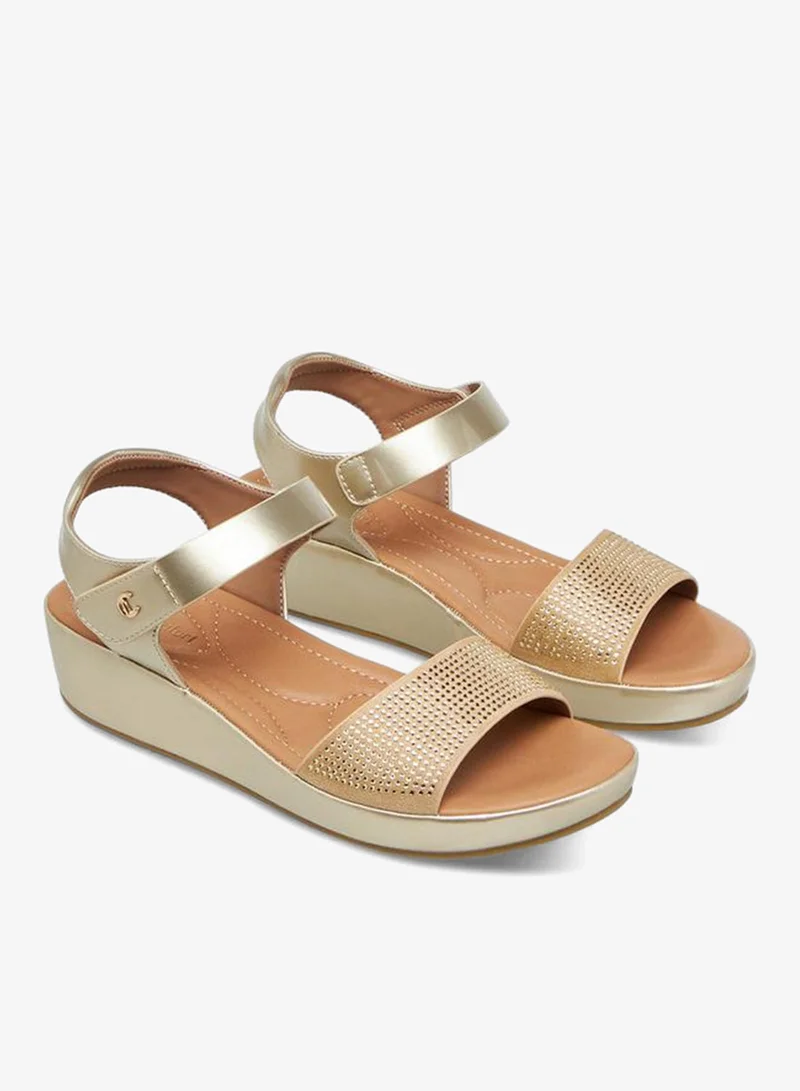 لو كونفورت Women Embellished Wedge Heel Sandals
